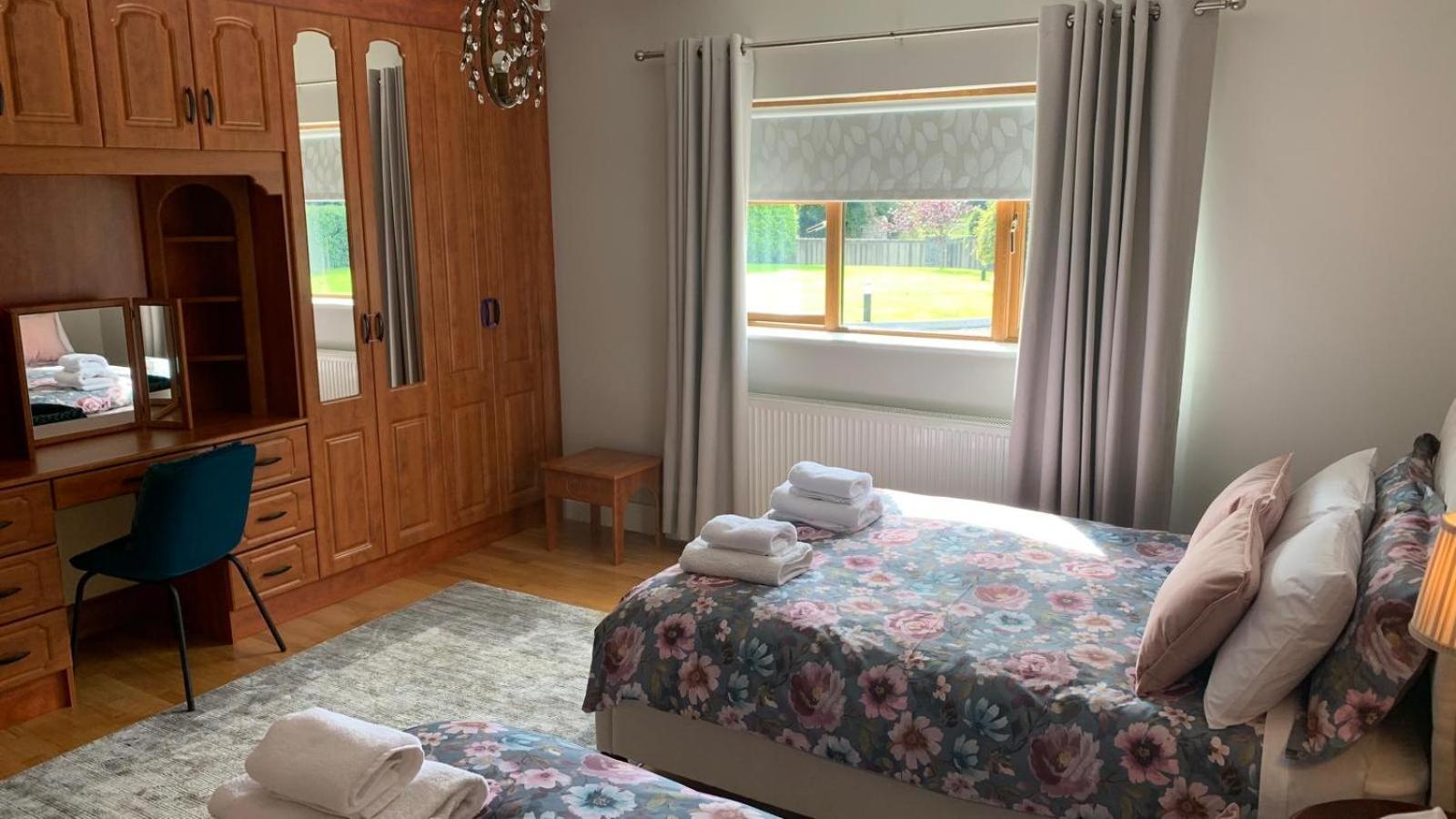 St John'S B And B Roscommon Oda fotoğraf